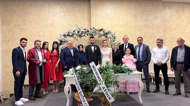 GÜNDOĞDU ve EROL Ailelerinin Mutlu Günü…