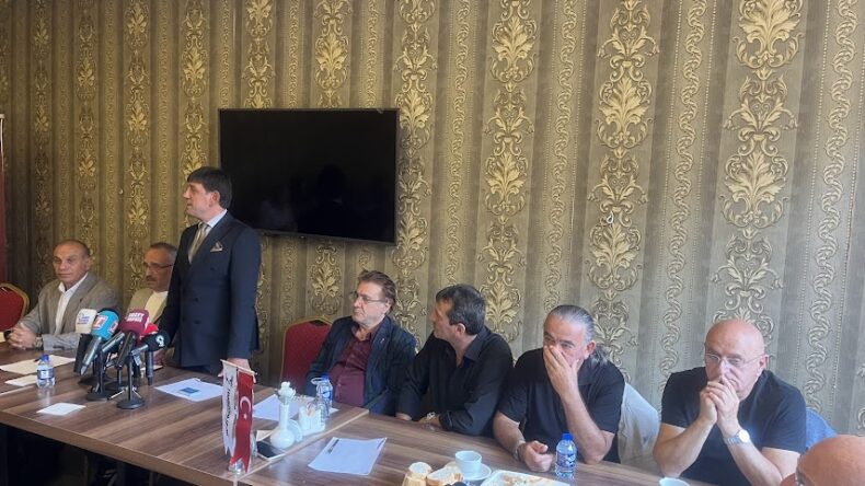 “18 İlçe 18 Şehit 18 Kütüphane”