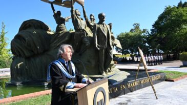 Akademik Yıl Çelenk Sunma Töreni’nde, Gazze’deki Zulüm Unutulmadı